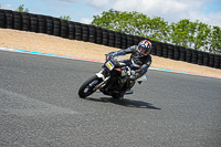 enduro-digital-images;event-digital-images;eventdigitalimages;mallory-park;mallory-park-photographs;mallory-park-trackday;mallory-park-trackday-photographs;no-limits-trackdays;peter-wileman-photography;racing-digital-images;trackday-digital-images;trackday-photos